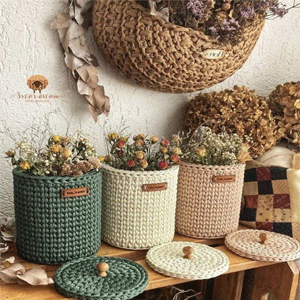 
                        Baskets