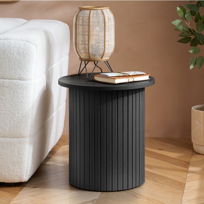 AUREN Fluted Side Table - Black